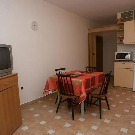 Apartment 2354f